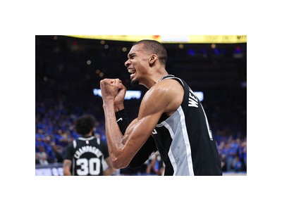 wm바나야마 NBA 정상까지 4승 남겼다