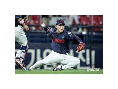 롯데 김태형 감독 KIA에 5-7로 역전패 당해