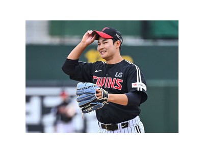 신인 투수 김영우 프로 데뷔전에서 157km 강속구 폭발