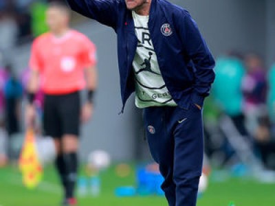 PSG 프랑스컵서 충격 패배 감독은 내용 괜찮다며 위로