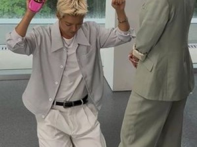 강남 결혼기념일에 이상화 앞에서 무릎 꿇었다